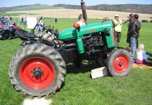 E Zetor 25 K rok 1950.jpg